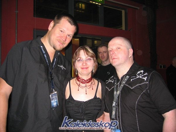 vnvnation57_l.jpg